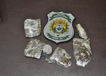 IAPEN encontra drogas dentro de cela do Complexo Prisional