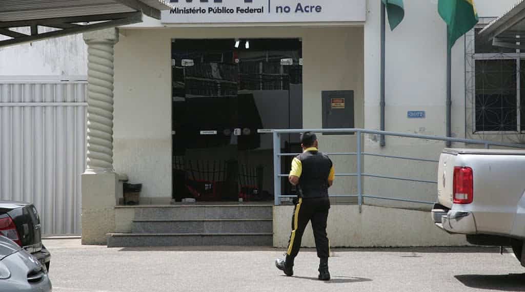 Servidores do MPF no Acre aderem a movimento nacional e realizam paralisação de duas horas