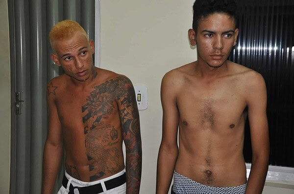 Polícia prende dois homens com vinte tabletes de maconha no Terminal Urbano