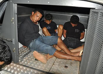 Polícia prende três no bairro Belo Jardim com moto roubada