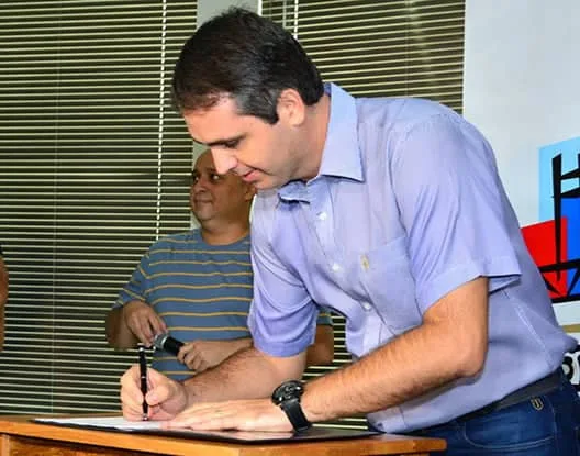 Lei foi sancionada pelo prefeito nesta segunda-feira