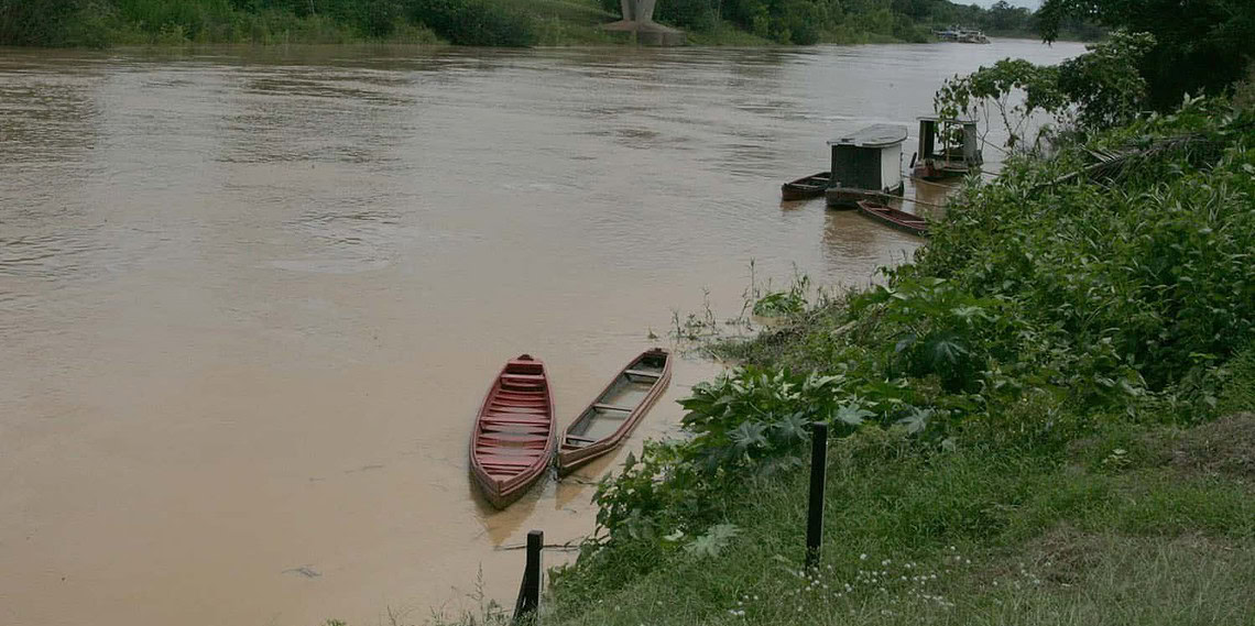 Rio Acre está a menos de 2 metros e meio da cota de alerta