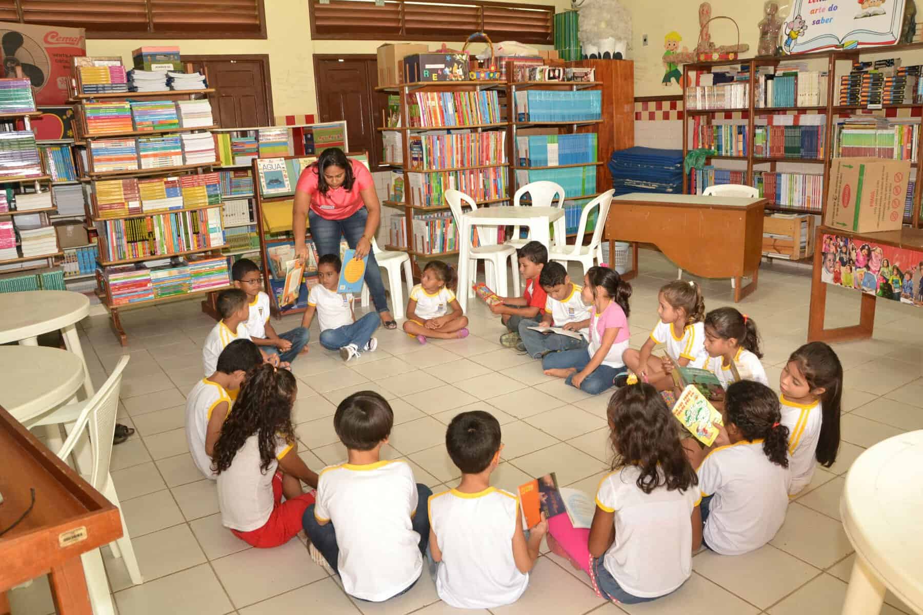 Secretaria de Educação de Rio Branco abre processo seletivo simplificado para contratação de 959 profissionais 