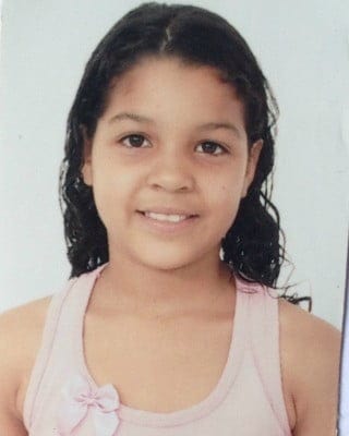 Criança atropelada por ônibus segue na UTI, mas tem 'melhora'