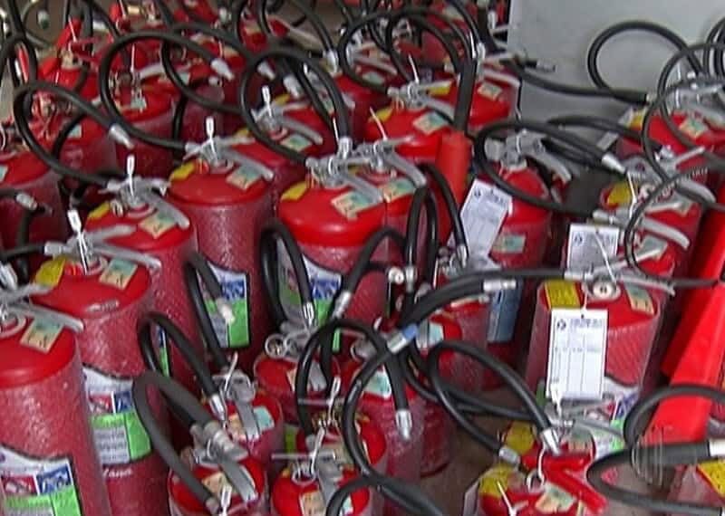 Denatran decide adiar aplicação de multa para extintor antigo
