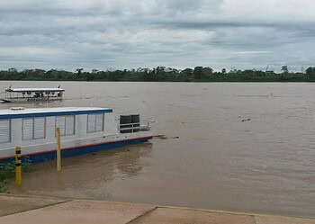 Nível do Rio Mamoré está subindo 4 cm por dia, em Guajará-Mirim/RO