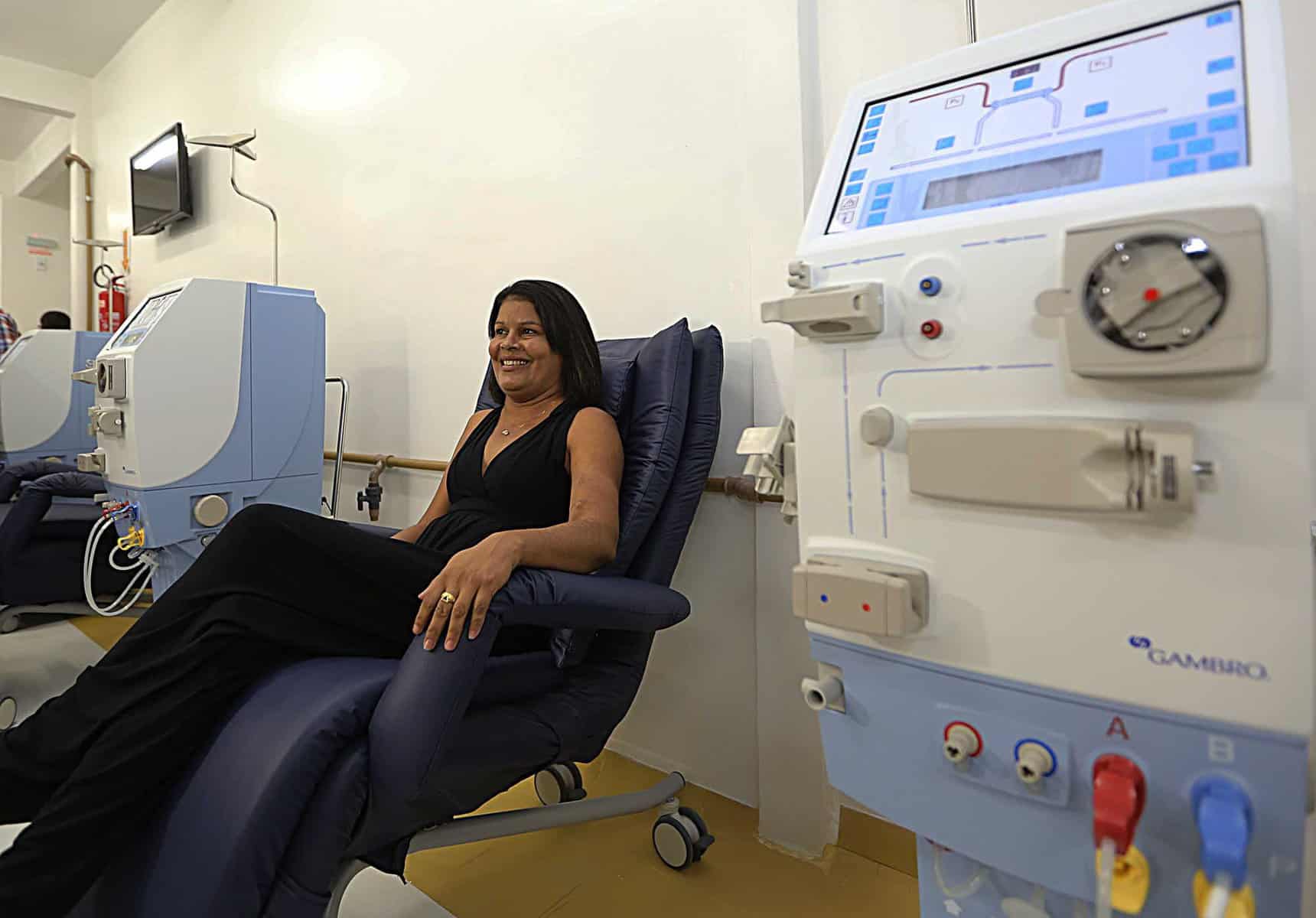 Transplante de órgãos dá nova esperança de vida para os acreanos 4 Serão 25 máquinas de filtragem de sangue com capacidade para tratar 92 pacientes por dia