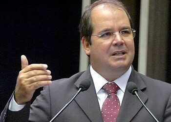 Deputados estaduais reúnem-se com governador Tião Viana