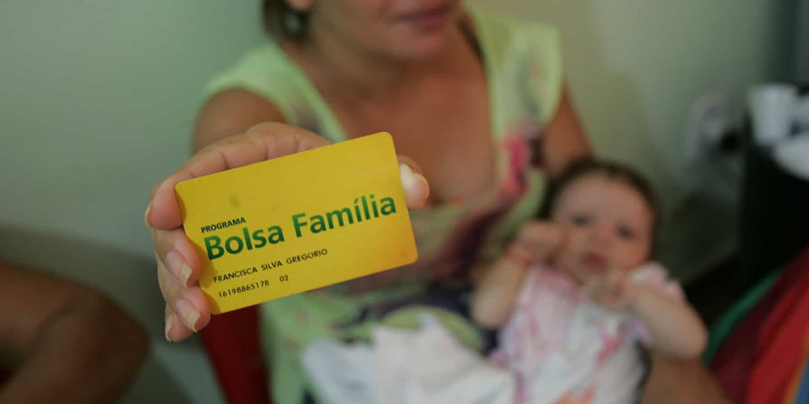 Governo define o valor do bolsa família para quem tem dois filhos 1 Governo define o valor do bolsa família para quem tem dois filhos