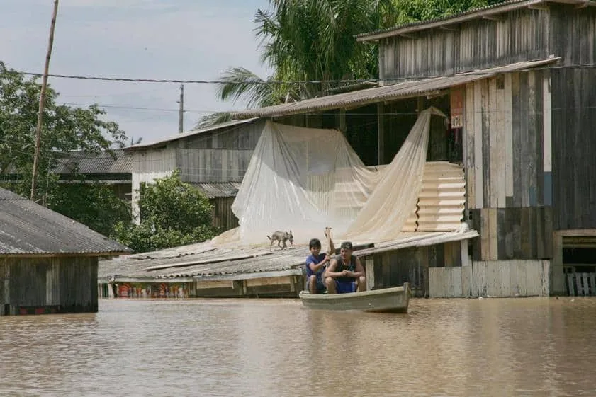 Confira imagens de umas das piores cheias da capital