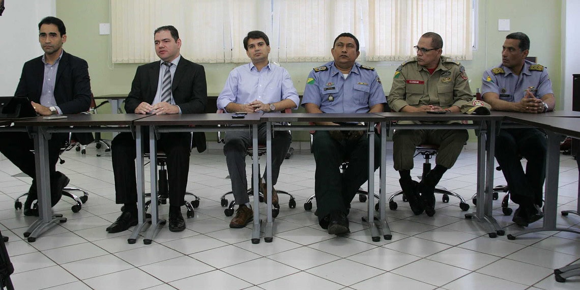 Cúpula de segurança define plano para o Carnaval 2015 1 Cúpula de segurança define plano para o Carnaval 2015