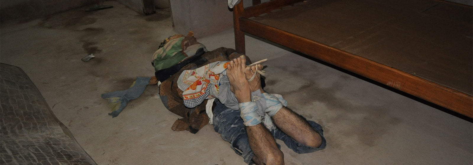 Comerciante e encontrado morto amarrado pés e mãos dentro de comercio 3