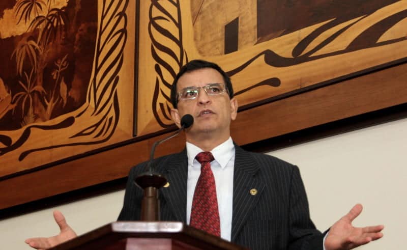 Parlamentar denuncia sumiço de gerador de hospital no município de Mâncio Lima 1 Parlamentar denuncia sumiço de gerador de hospital no município de Mâncio Lima