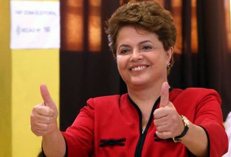 Exames da presidente Dilma estão dentro da normalidade, diz boletim médico
