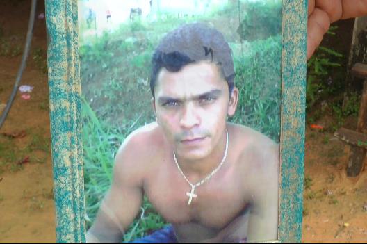 Enteado mata padrasto com cinco tiros de espingarda em Cruzeiro do Sul