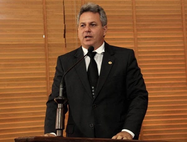 Lorival Marques apresentou requerimento na Aleac