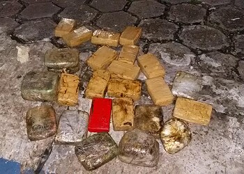 Polícia prende homem com 29 kg de cocaína na BR-364, perto de Cruzeiro