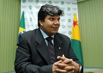 Dr. Fernando Moraes