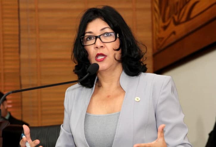 Deputada Sinhasique apresentou Projeto de Lei