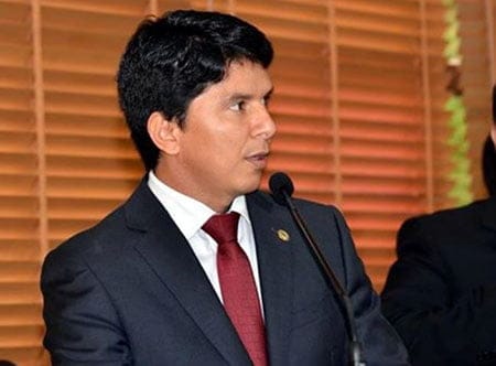 Deputado Jenilson Lopes Leite está em Tarauacá acompanhando a ação solidária da Assembleia Legis-lativa com as vítimas da alagação no município