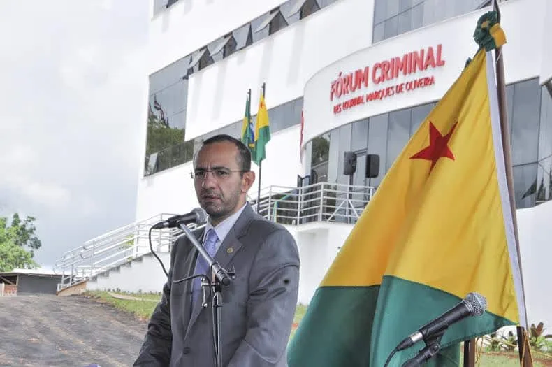 Roberto Barros manteve qualidade dos serviços no TJ/AC