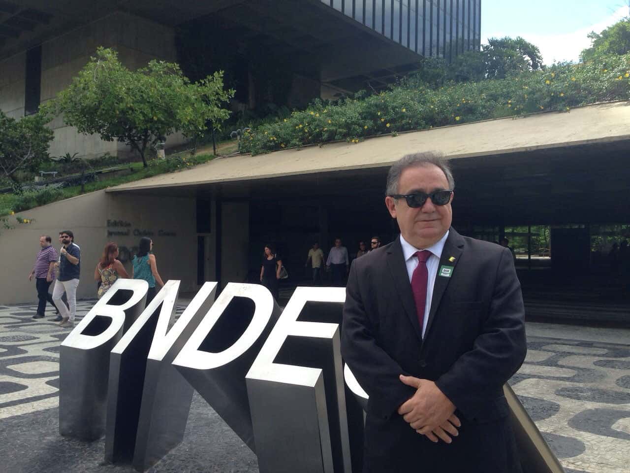 Jurilande apresentou propostas ao Banco Nacional do Desenvolvimento Econômico e Social 