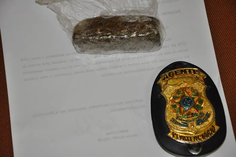 Agentes do Iapen encontram droga dentro do presídio