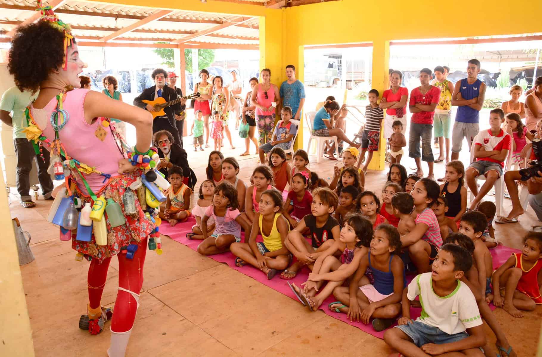 Abrigos precisam de voluntários, informa equipe da sala de situação 2 Apresentação de Teatro no Parque de Exposição (1)