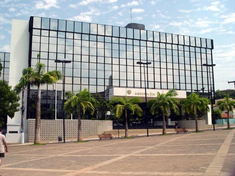 Deputados aprovam orçamento de R$ 5,9 bilhões para 2020