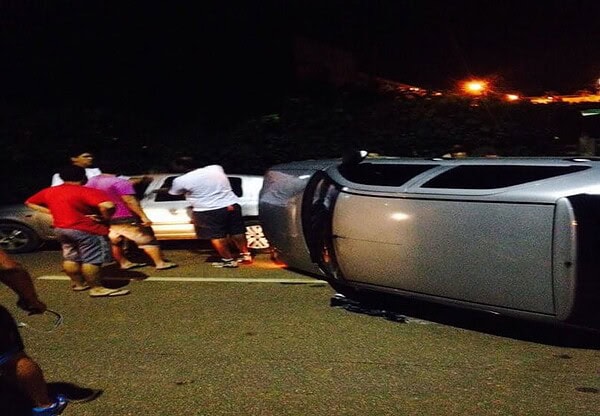 Capotamento no canal da maternidade deixa mãe e filho feridos