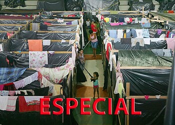 Abrigos espalhados pela cidade serviram de refúgio temporário para as vítimas da enchente