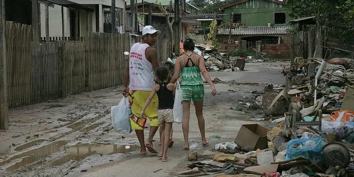 Nível do Rio Acre atinge menor nível em quase um mês de cheia