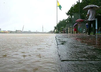 Rio Acre marca 17,79 metros e passa nível histórico em Rio Branco