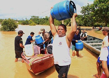 Pós-alagação revela destruição em municípios do Acre