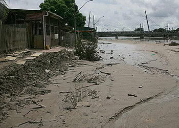 Rio Branco possui 61 áreas de risco e pode sofrer com desbarrancamentos; veja os bairros mais afetados