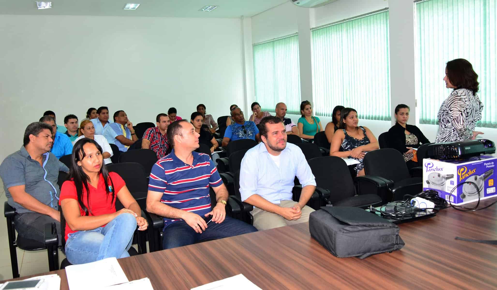 Médicos e enfermeiros são capacitados para trabalhar na prevenção de doenças no pós-alagação 2 Curso do mais Medicos, Foto Adonay Melo 1