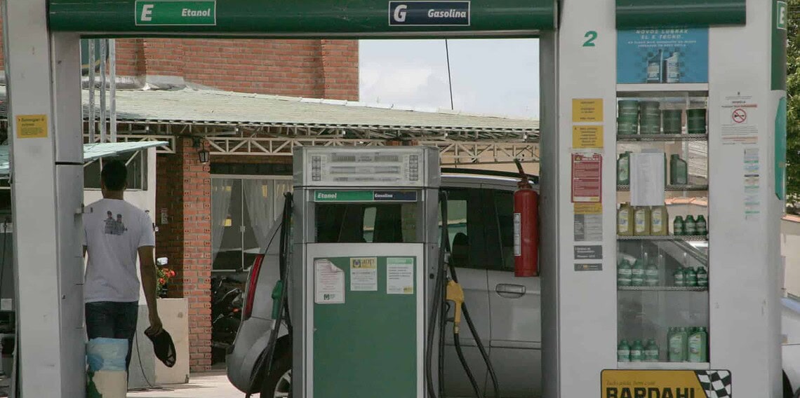 Tabela da Confaz aponta litro da gasolina custando R$ 3,74 no Acre 1 Tabela da Confaz aponta litro da gasolina custando R$ 3,74 no Acre