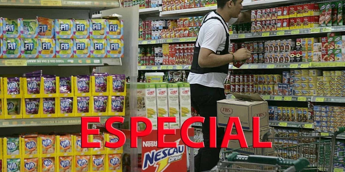 Comércio sente os efeitos da cheia histórica do Rio Acre 1 A cheia histórica do Rio Acre atingiu quase 40% da população de Rio Branco; apesar disso, toda as relações comerciais foram afetadas pela crise durante a enchente. (Foto: Odair Leal/ A GAZETA)