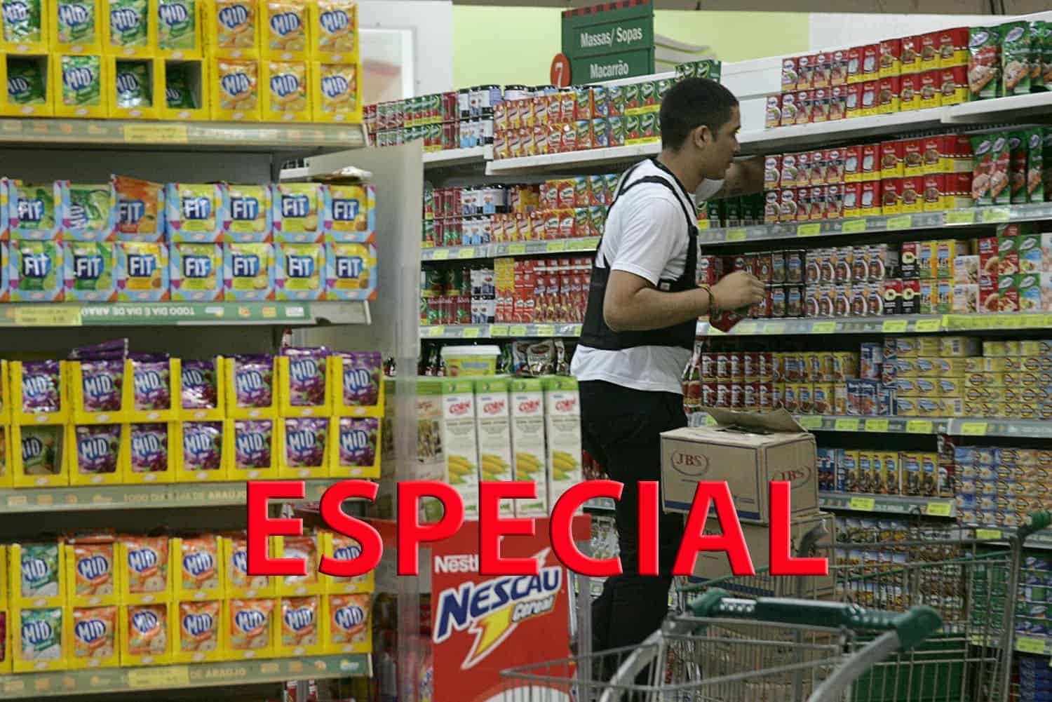 Comércio sente os efeitos da cheia histórica do Rio Acre 2 A cheia histórica do Rio Acre atingiu quase 40% da população de Rio Branco; apesar disso, toda as relações comerciais foram afetadas pela crise durante a enchente. (Foto: Odair Leal/ A GAZETA)