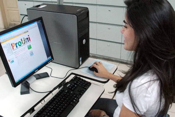Estudantes têm até terça-feira, 31, para se matricular nas bolsas remanescentes do ProUni