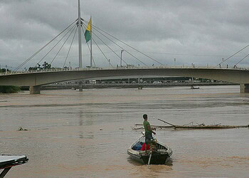 Rio Acre sobe 10 centímetros em três horas e reforça previsão de repiquete nos próximos dias