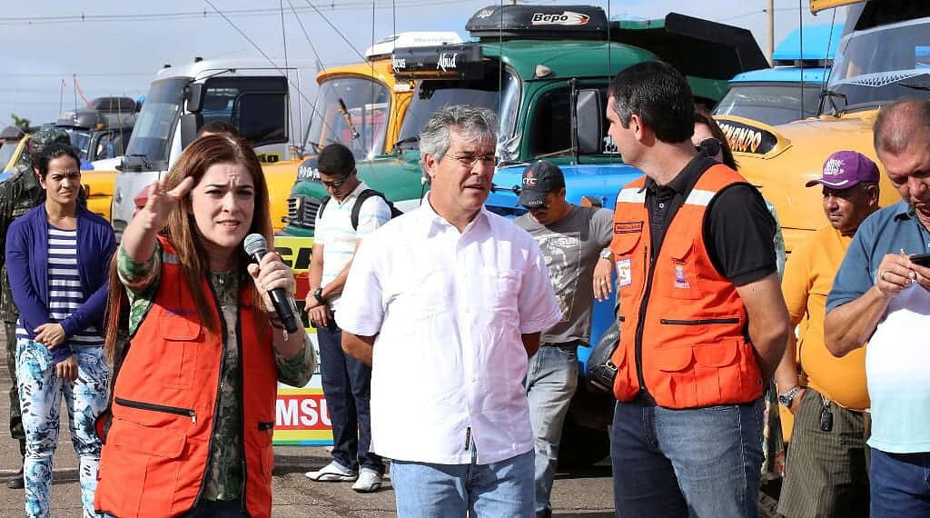 A vice-governadora Nazaré Araújo lançou a ação ao lado do senador Jorge Viana e do prefeito Marcus Alexandre. (Foto: Secom Acre)