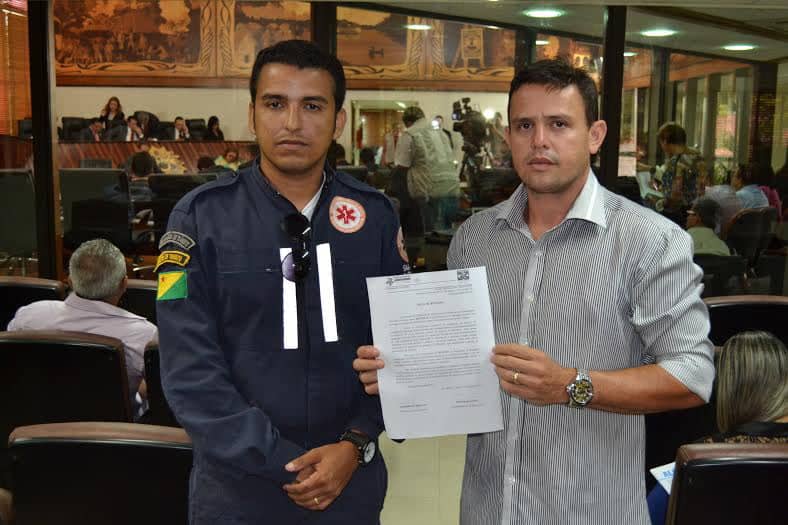 Dirigentes sindicais contestam deputado. (Foto: Assessoria)