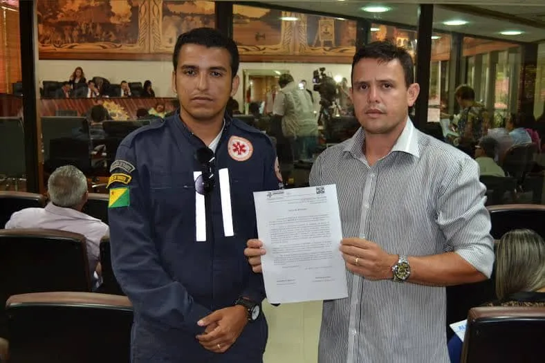 Dirigentes sindicais contestam deputado. (Foto: Assessoria)