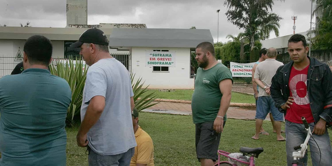 Servidores da Suframa suspendem paralisação 1 Servidores da Suframa suspendem paralisação