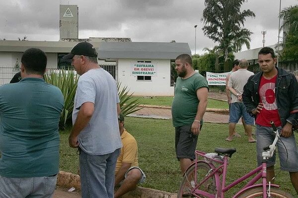 Servidores da Suframa suspendem paralisação