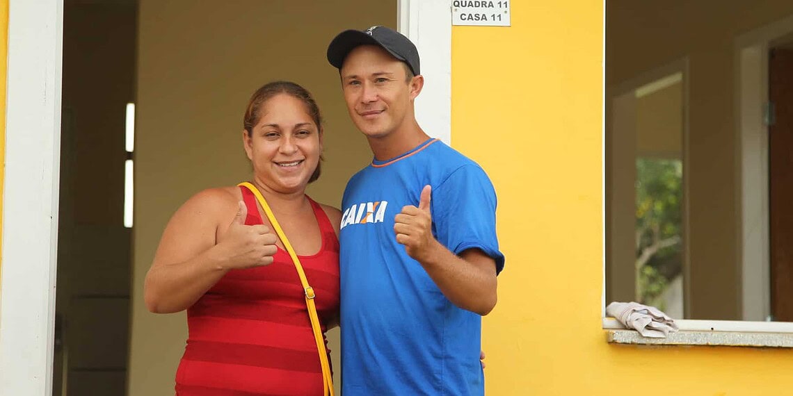 Atingidos pela cheia se mudam para novas unidades habitacionais 1 Atingidos pela cheia se mudam para novas unidades habitacionais