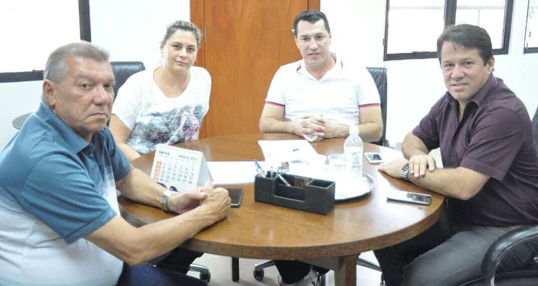 Após alagação, prédio da Câmara Municipal de Rio Branco é interditado 1 Após alagação, prédio da Câmara Municipal de Rio Branco é interditado