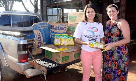 ÁGUAS DE MARÇO 2 FLASH – O semblante sereno da primeira-dama do município, Gicélia Viana, tem acalentado muitas famílias. Incansável, ela tem sido um dos destaques (no melhor sentido da palavra!) dos últimos acontecimentos comandando o movimento Rio Branco Amiga, trabalhando nos abrigos e buscando parceiros.