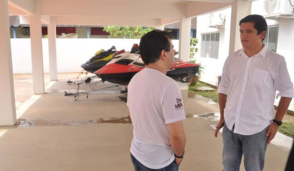 Ministério Público do Acre consegue apreensão de veículos aquáticos 1 Motos aquáticas e lanchas causaram perturbação do sossego alheio e desobediência